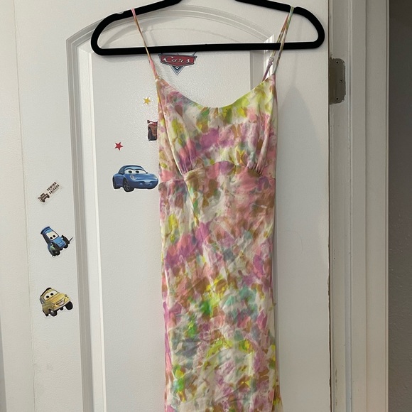 Astr CHARISMA TIE DYE MIDI DRESS - Picture 2 of 7